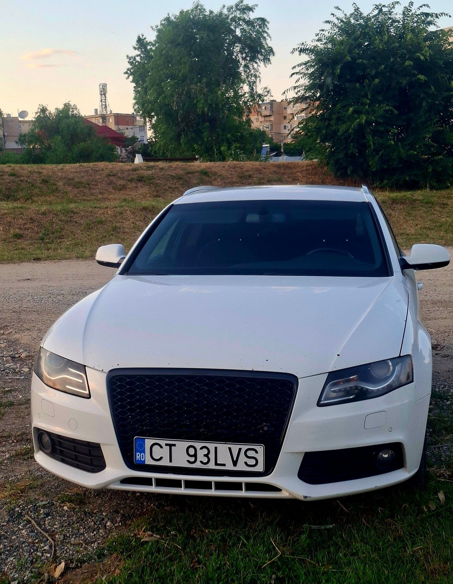 Audi A4 B8 anul 2011 avant breck - 8