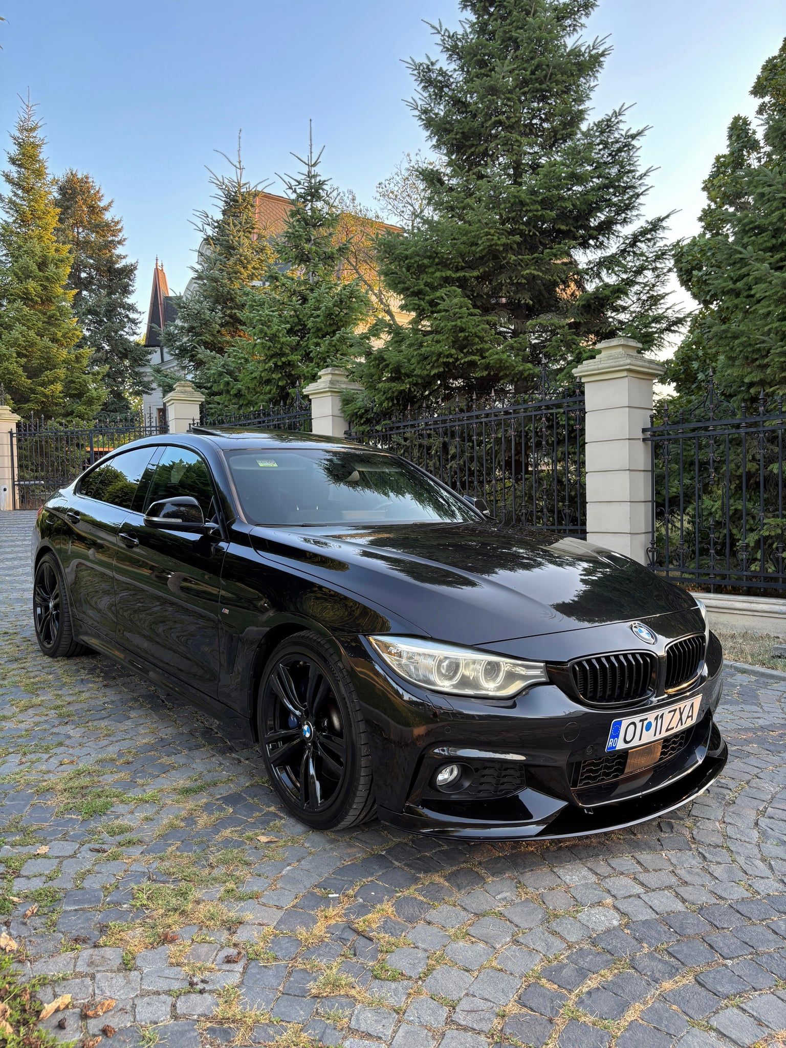 Bmw Seria 4 Grand coupe F36/ M Pachet/ 3 Butoane / Trapa / Distronic / Head-up / - 2