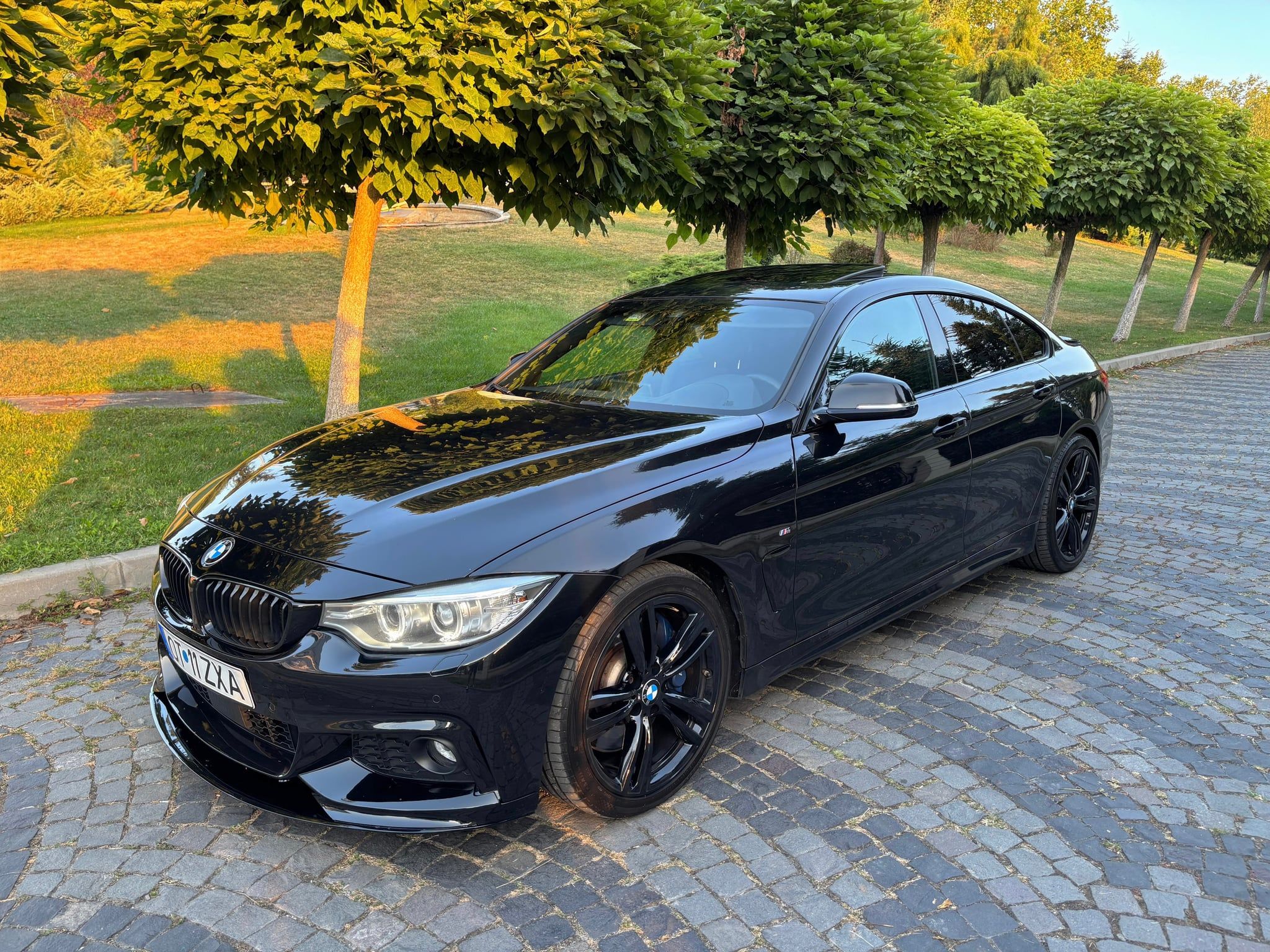 Bmw Seria 4 Grand coupe F36/ M Pachet/ 3 Butoane / Trapa / Distronic / Head-up /