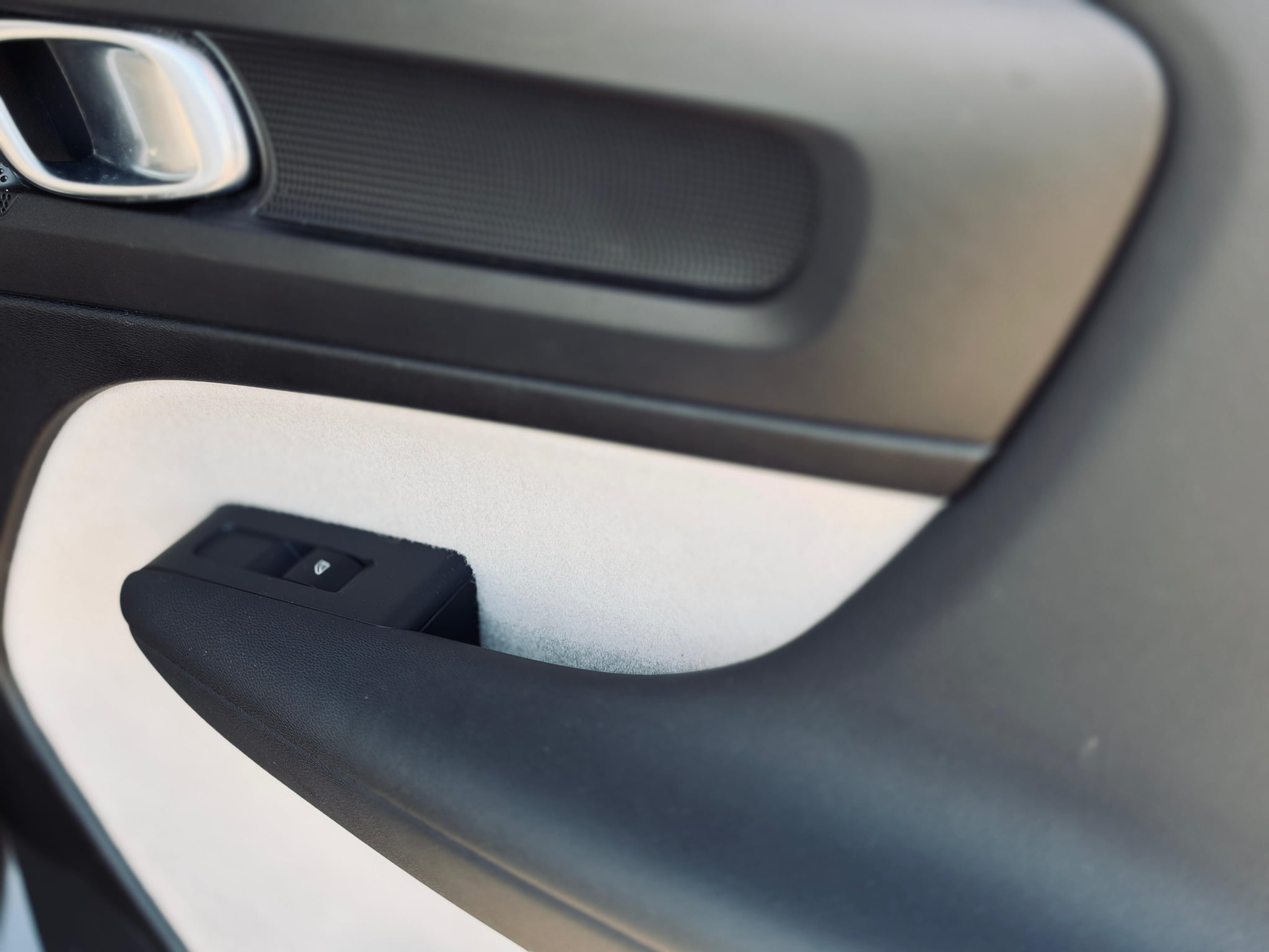 Volvo XC40 AWD  - 19