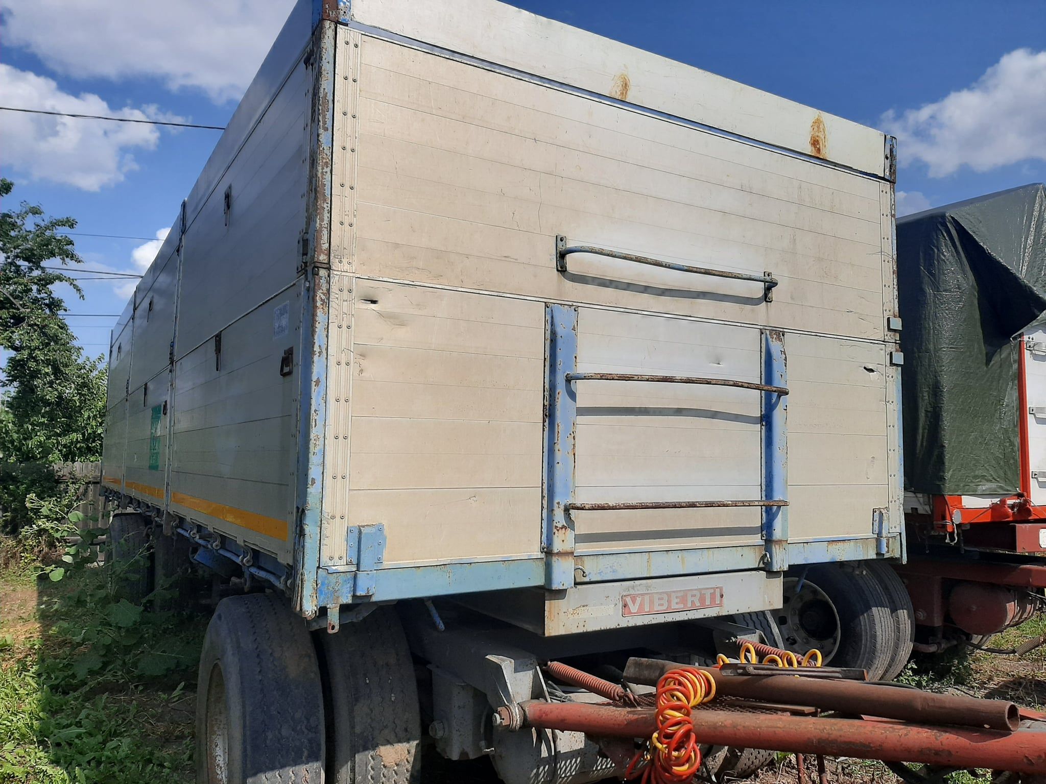 Remorca cereale 25-27 tone camion sau tractor - 2