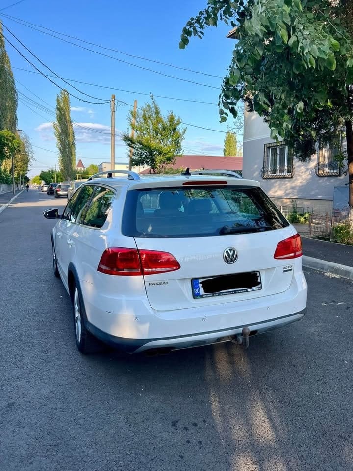 Volkswagen Passat B7 170CP Webasto/ACC/DCC - 2