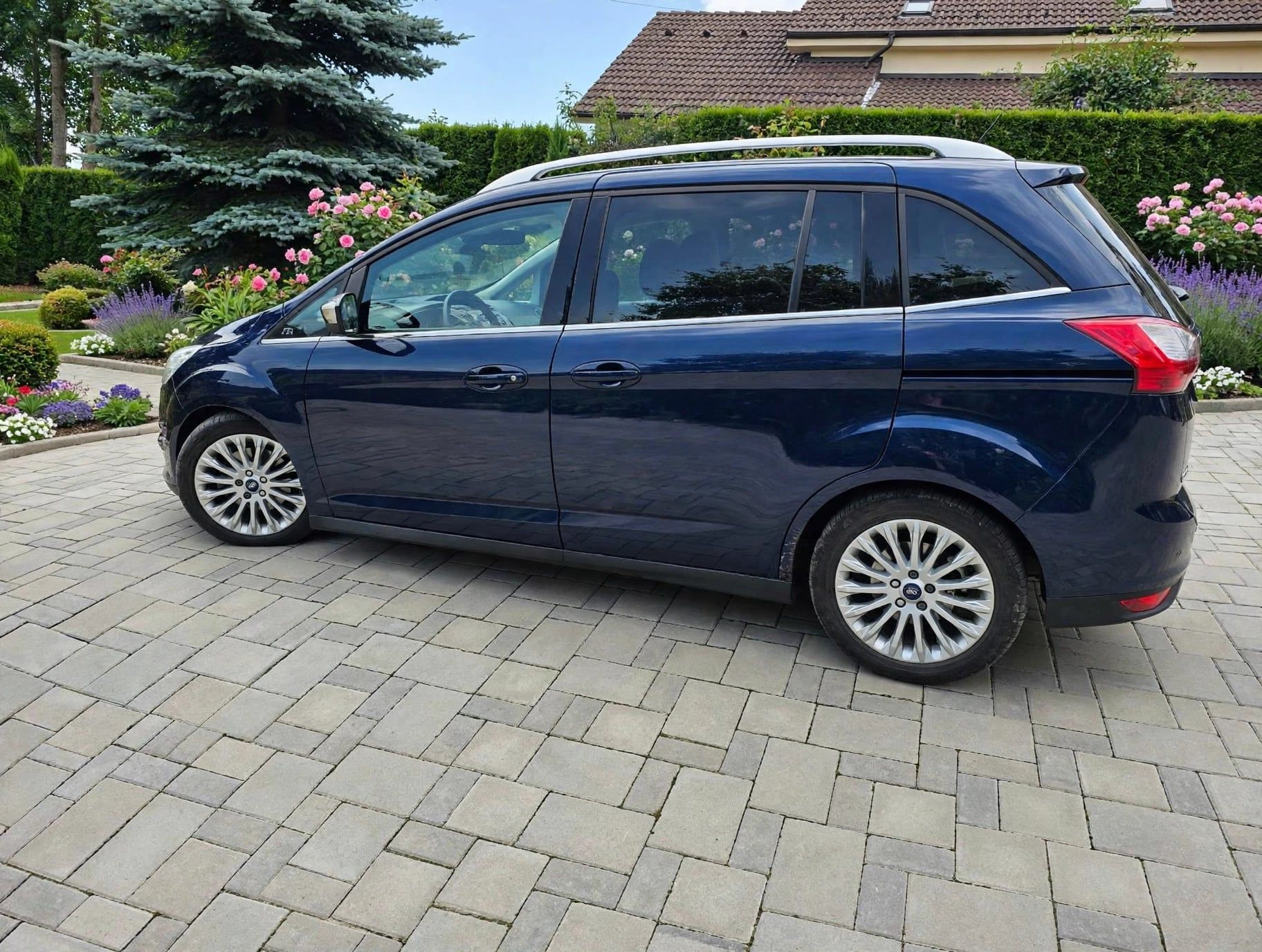 Ford focus grand c-max - 3