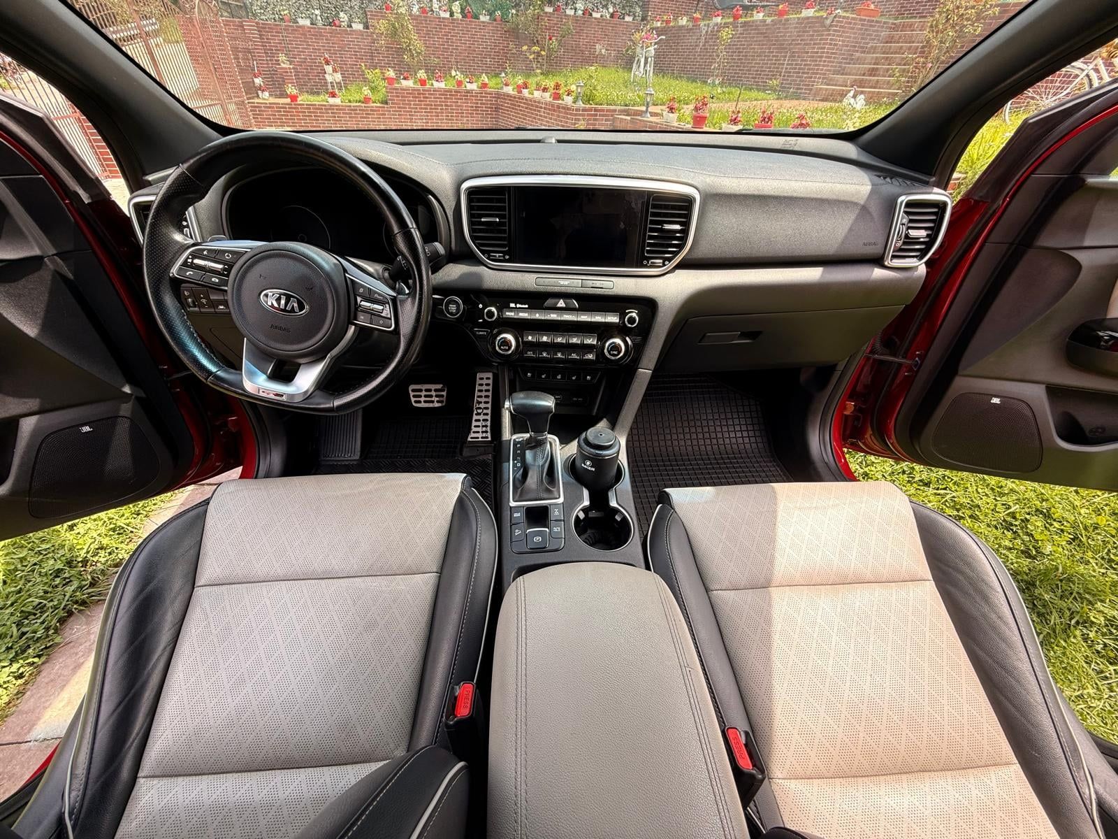 KIA SPORTAGE / VERSIUNE: 2.0 DSL Hybrid Electric 8AT HP 4x4 GT Line - 7