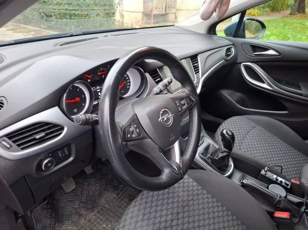 Opel astra k 2017 - 9