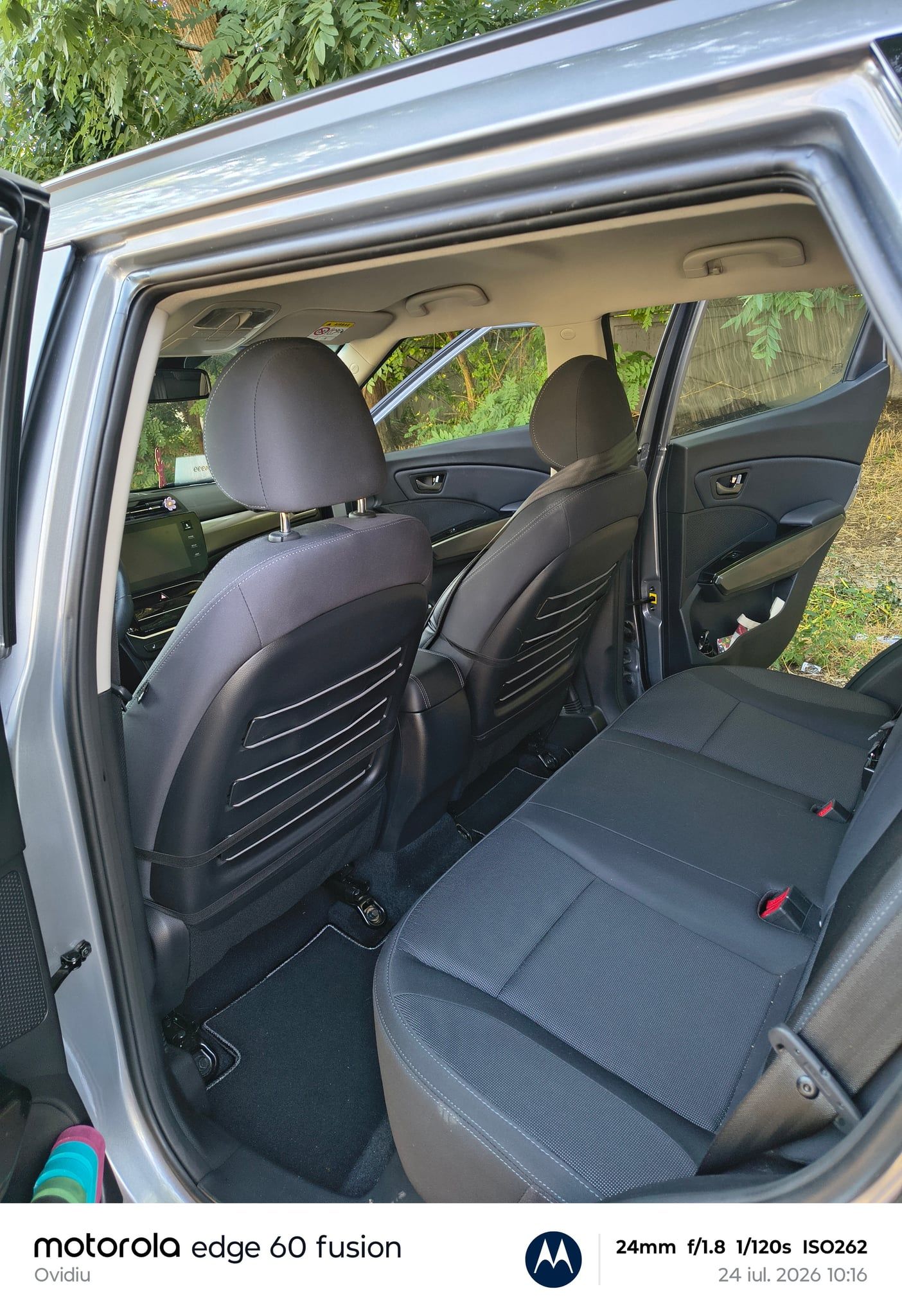 SUV SsangYong Tivoli Smart  - 12