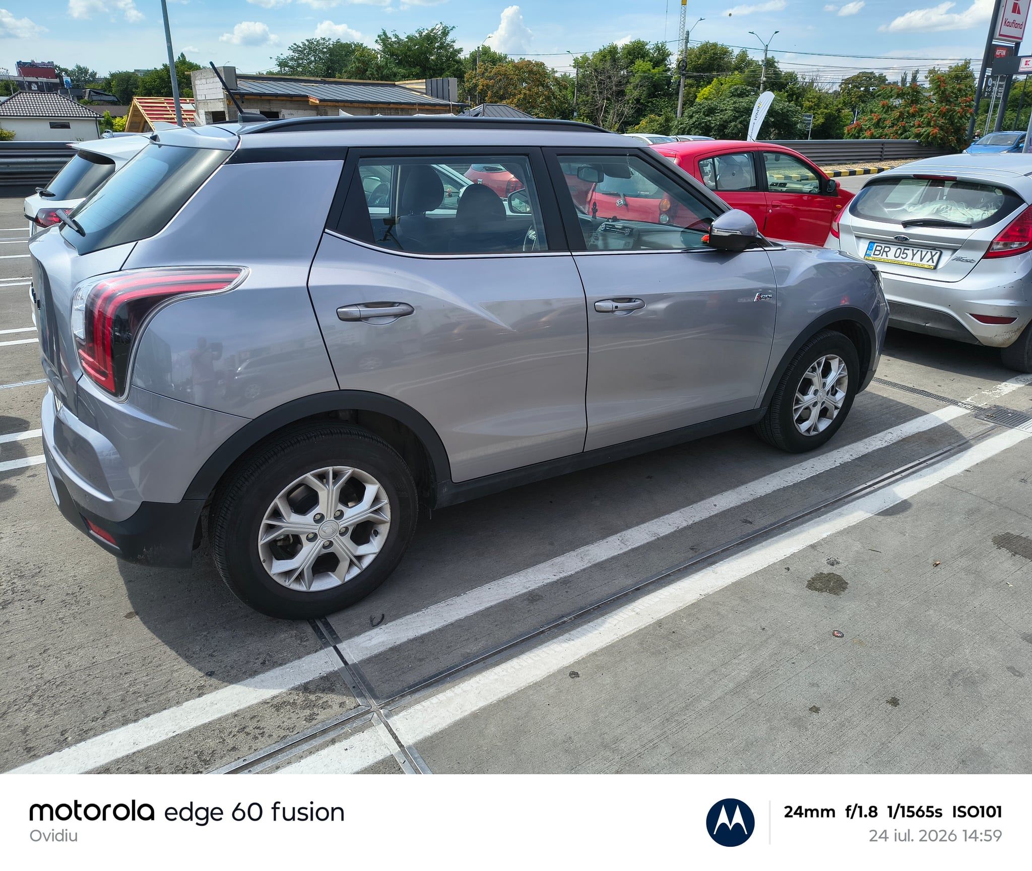 SUV SsangYong Tivoli Smart  - 8