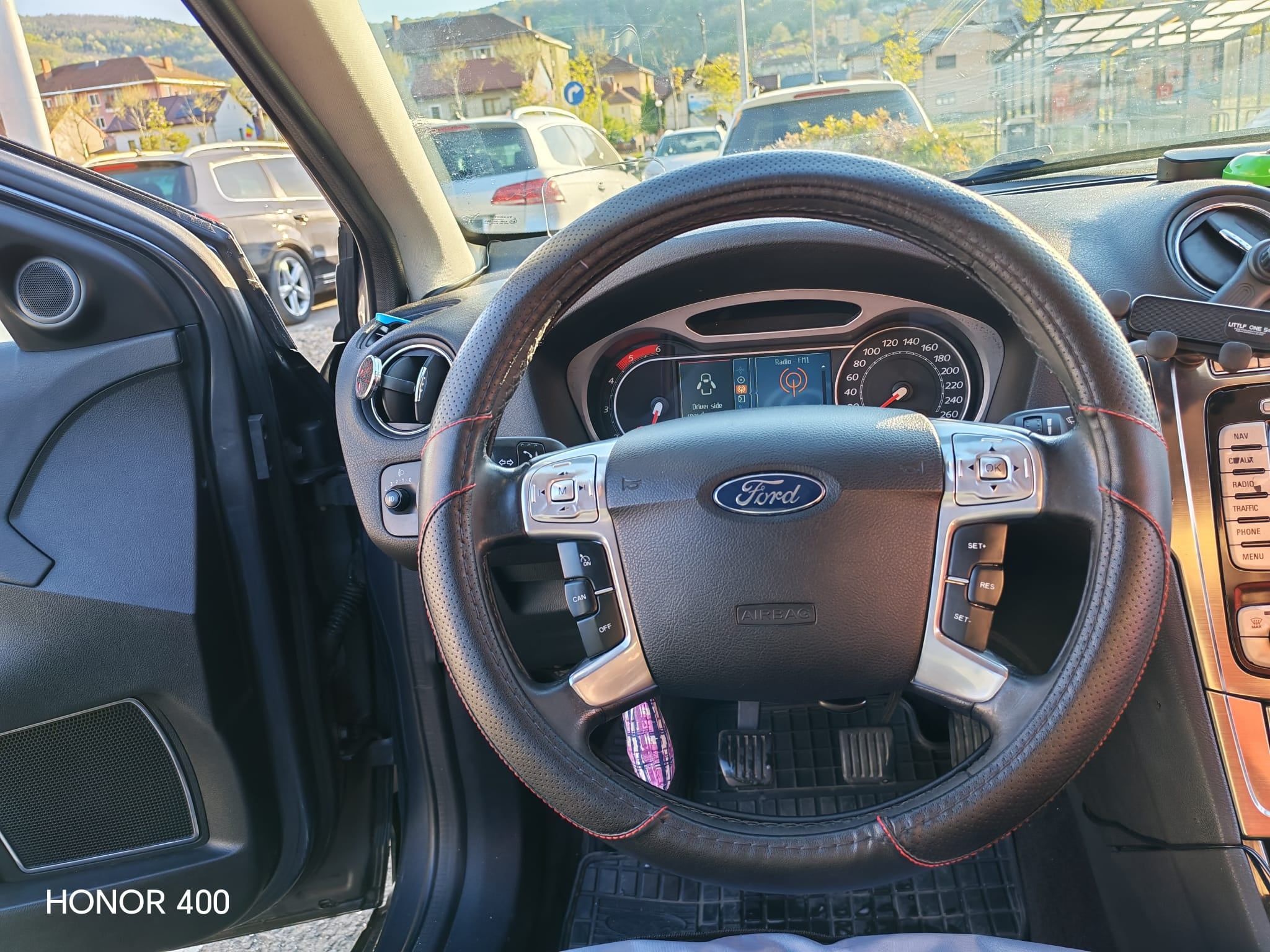 Ford Mondeo  - 8