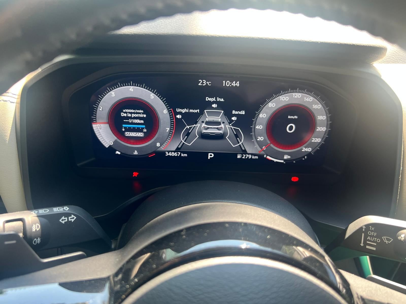 Nissan Qashqai - 1