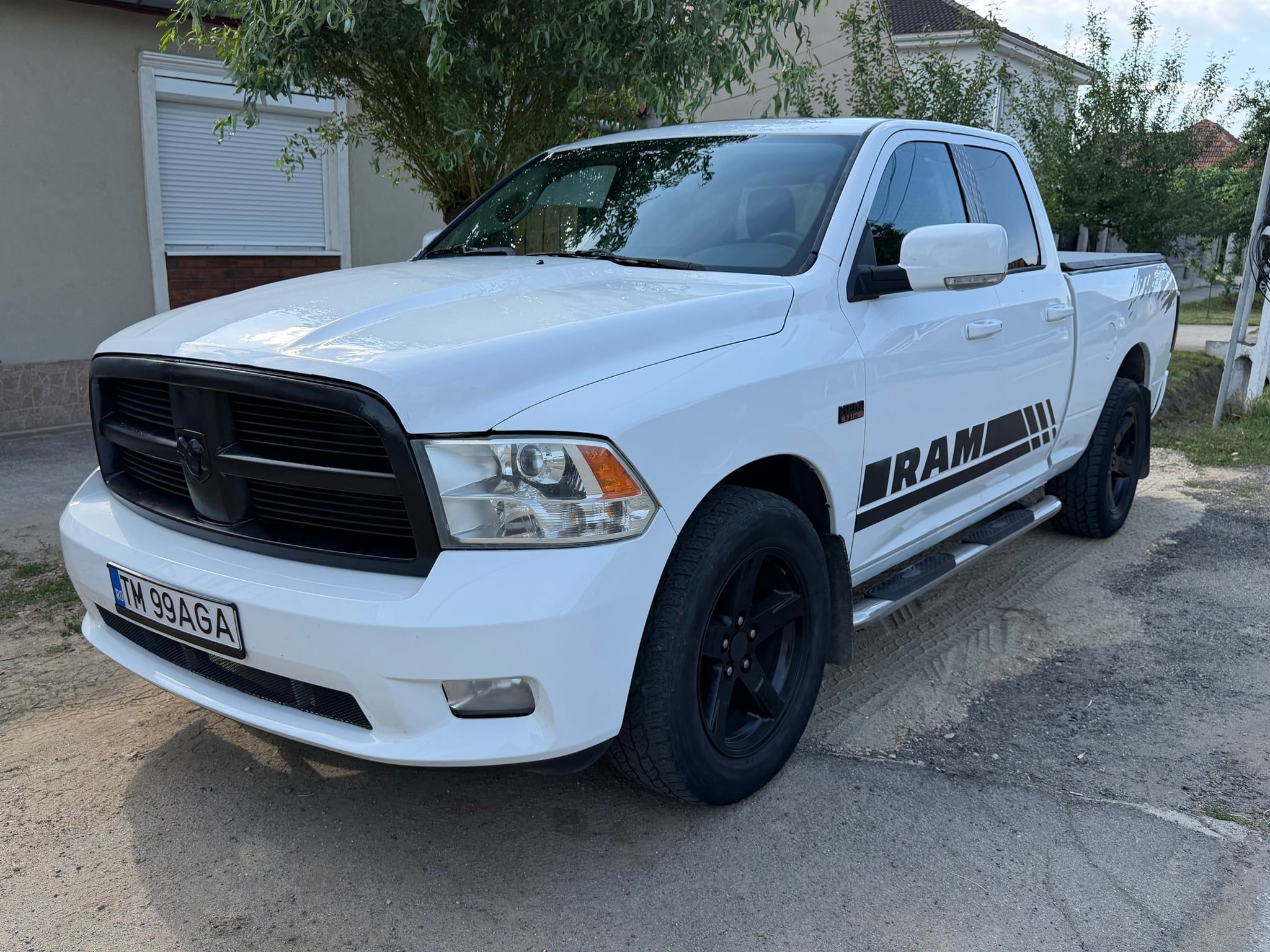 Dodge Ram 1500 - 3