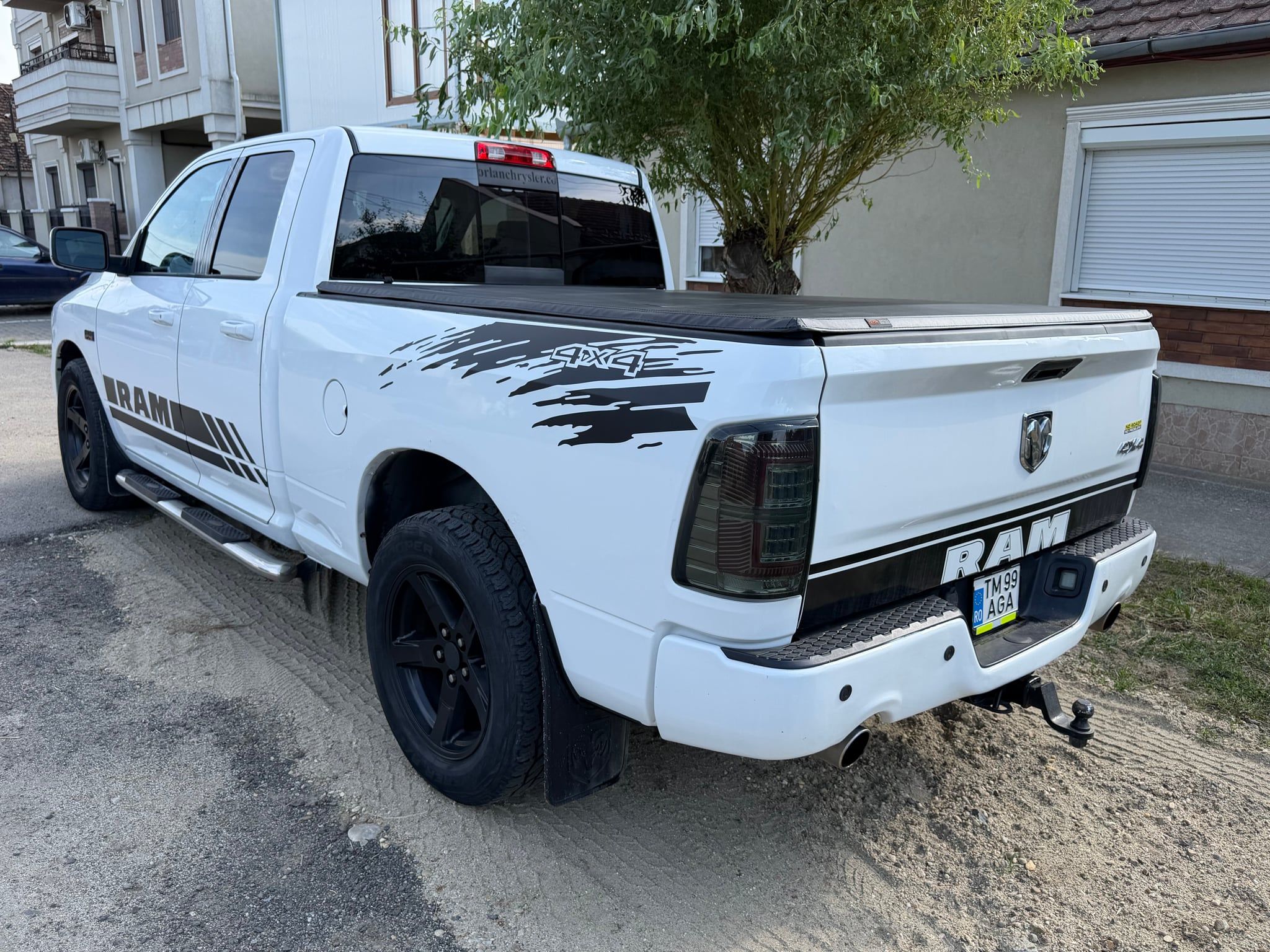Dodge Ram 1500 - 4