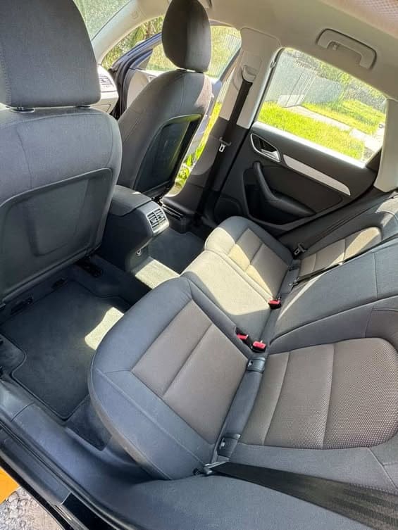 Vând audi Q3 - 7