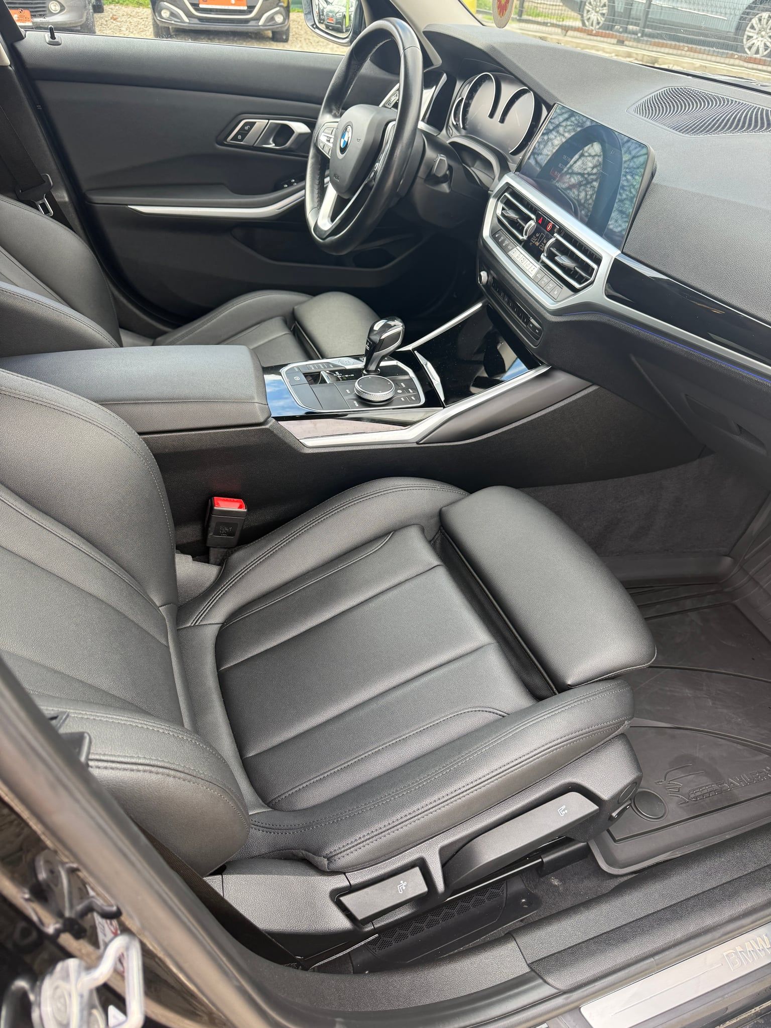 Bmw 318D 150 Cp 2020  - 9