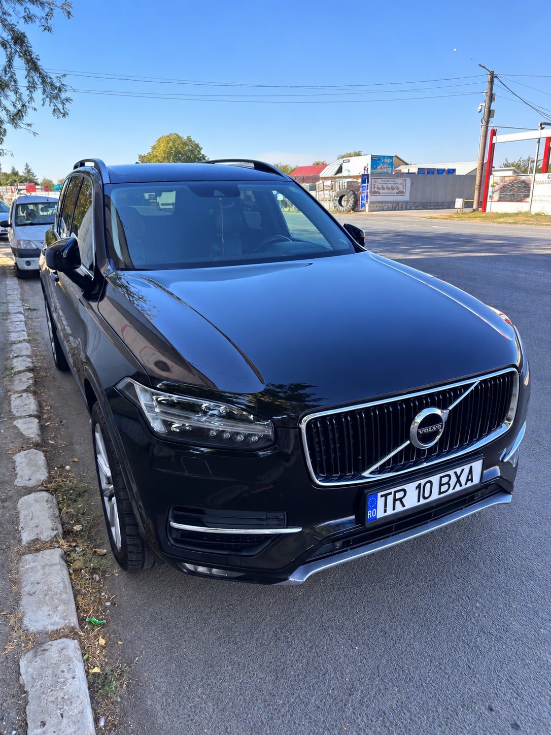 Volvo XC90 D5 AWD, 2017, 235 CP, 7 locuri, automat, 4x4 – 13.500 € negociabil