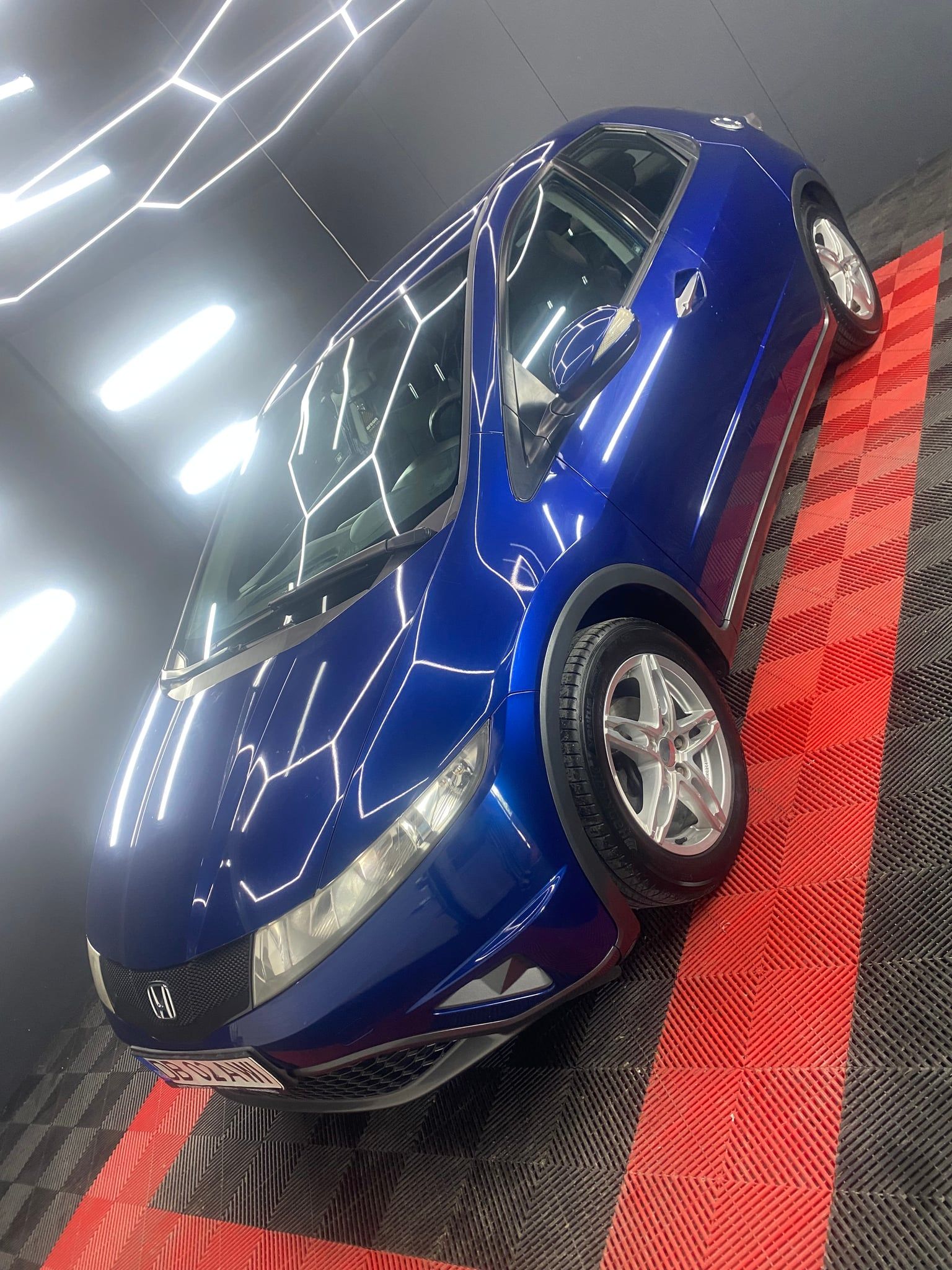 Vand Honda civic 5 DR 3.1 - 3