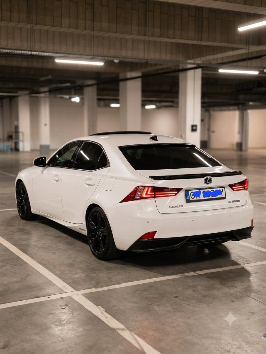 Vand LEXUS IS 300H LUXURY ,,Mark Levinson,scaune ventilate,perdeluta electrica,volan incalzit,etc. ,,