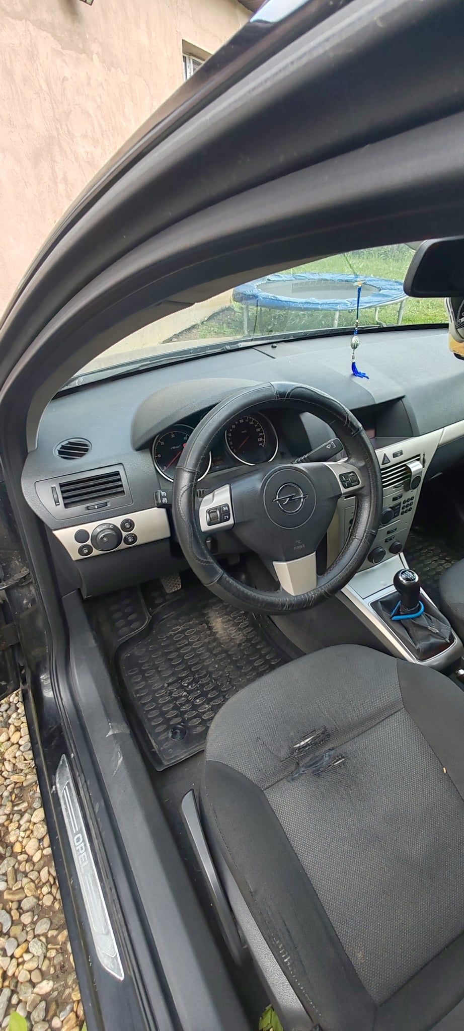 Opel Astra h 1.9cdti - 1